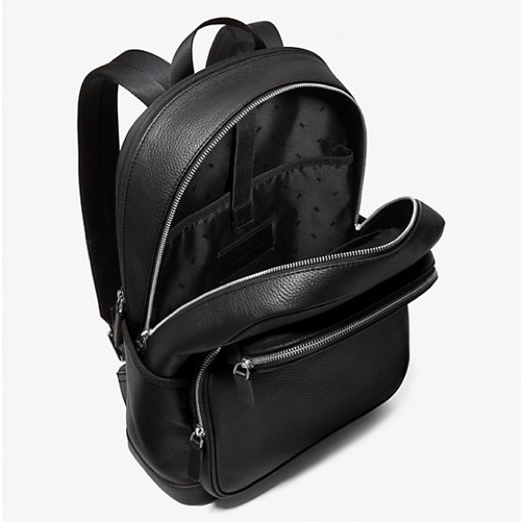 Michael Kors - Cooper Pebbled Leather Backpack - Picture 2 of 4